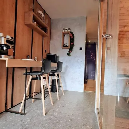 Chilla Milla Apartment Sajmiste Exterior photo